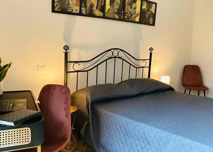 בית נופש Palestro 8_art House *